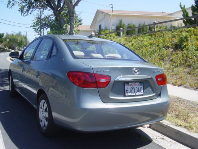 Hyundai Elantra 2010 photo 2