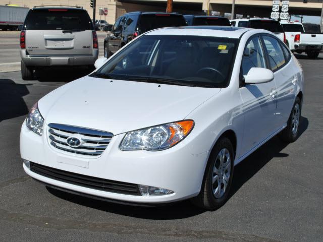 Hyundai Elantra FWD 4dr Sport Sedan