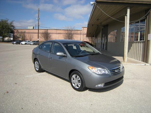 Hyundai Elantra 2010 photo 1