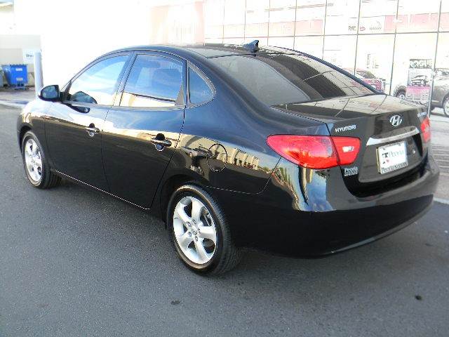 Hyundai Elantra 2010 photo 3