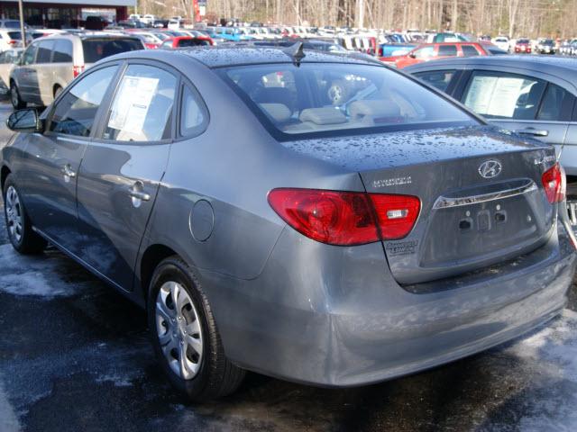 Hyundai Elantra 2010 photo 1