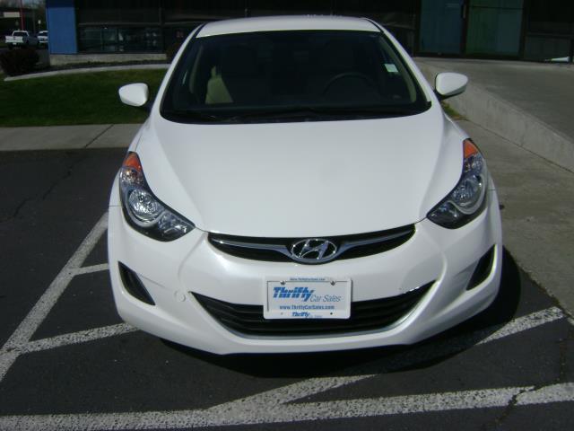 Hyundai Elantra S Coupe Sedan