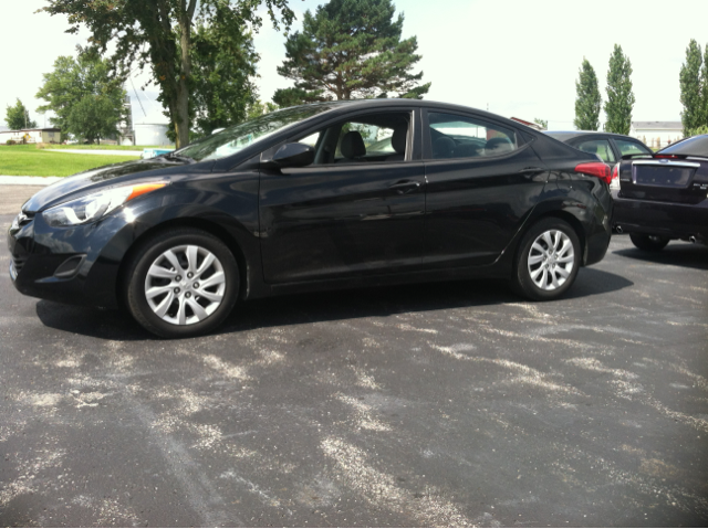 Hyundai Elantra 2011 photo 2