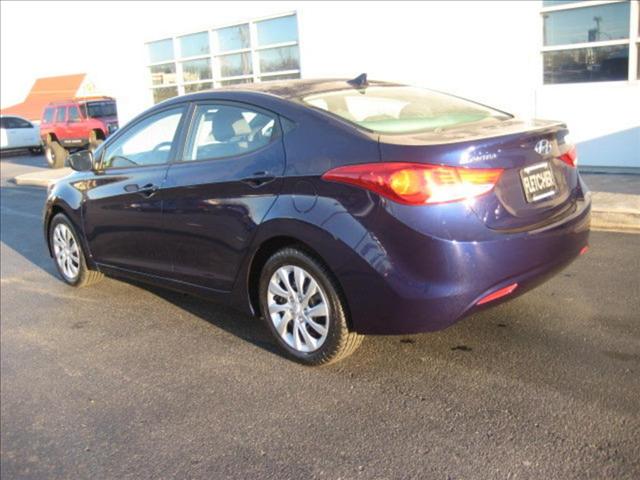 Hyundai Elantra 2011 photo 3