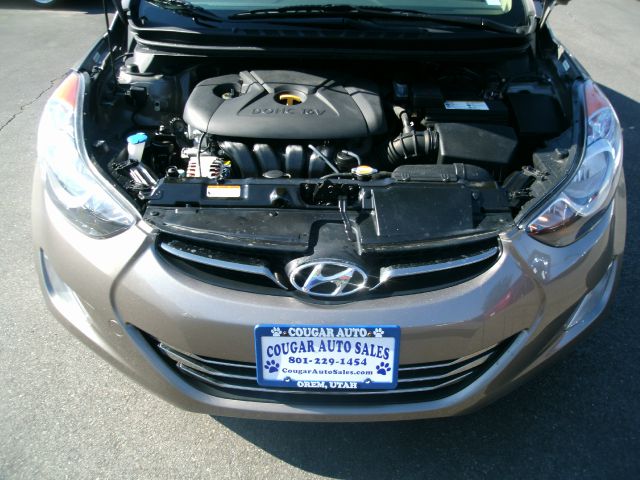 Hyundai Elantra 2011 photo 2