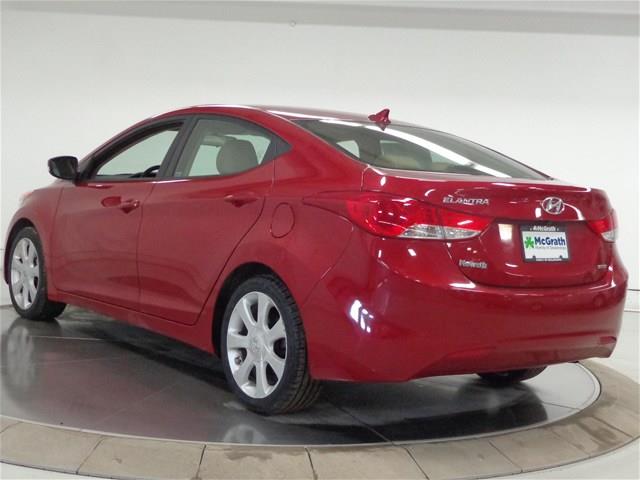 Hyundai Elantra 2011 photo 1