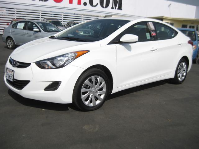 Hyundai Elantra FWD 4dr Sport Sedan