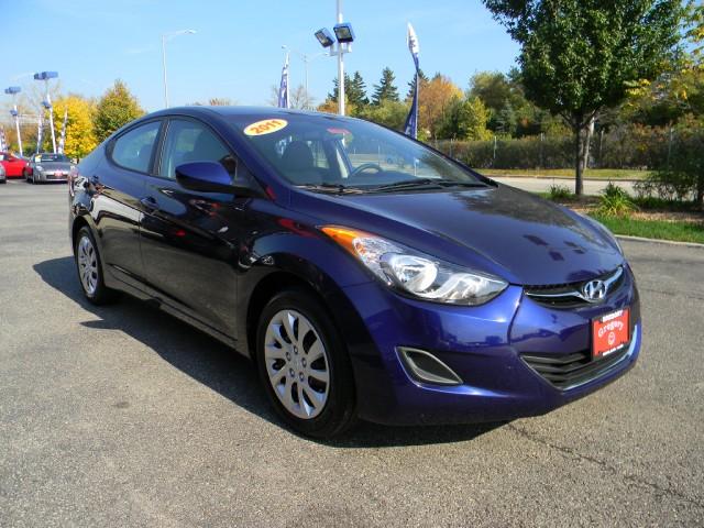 Hyundai Elantra 2011 photo 2