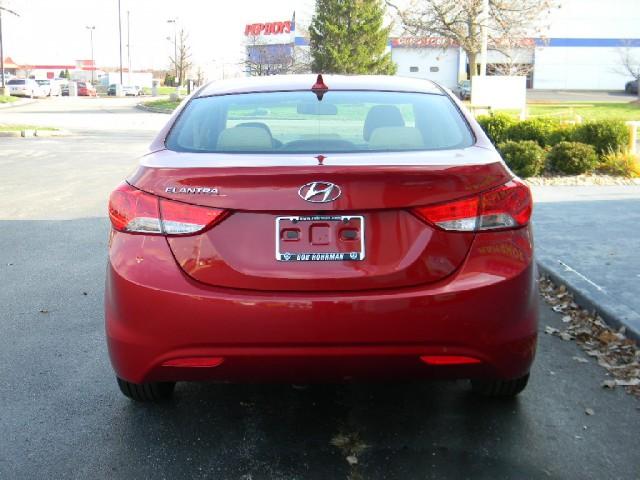 Hyundai Elantra 2011 photo 4