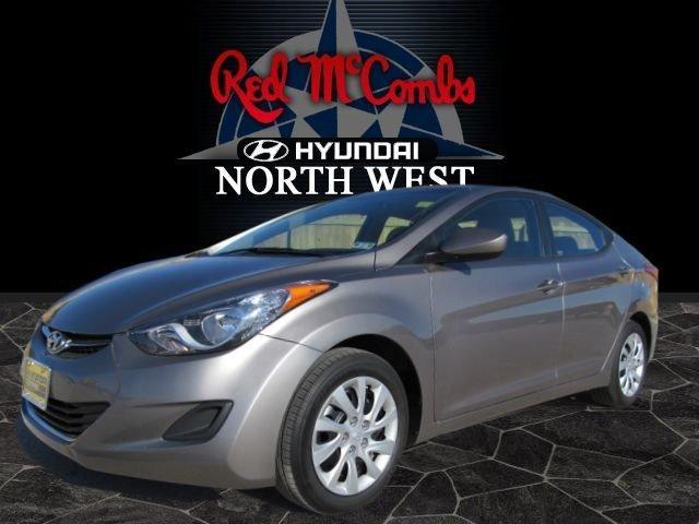 Hyundai Elantra 4dr Sdn SE Sedan