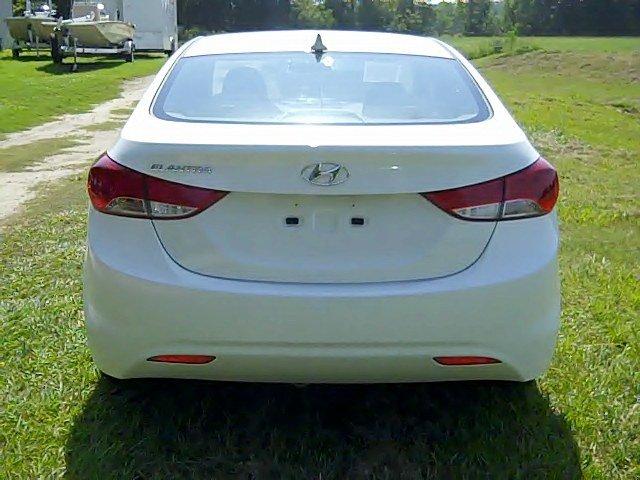 Hyundai Elantra 2011 photo 3