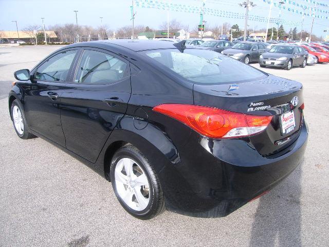 Hyundai Elantra 2011 photo 4