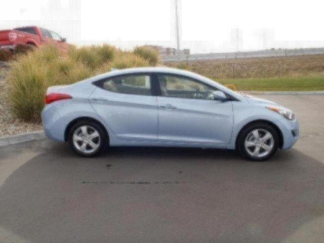 Hyundai Elantra 2011 photo 1