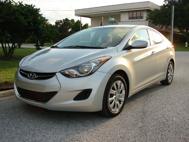 Hyundai Elantra 2012 photo 3