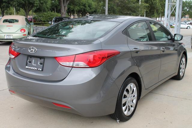 Hyundai Elantra 2012 photo 4