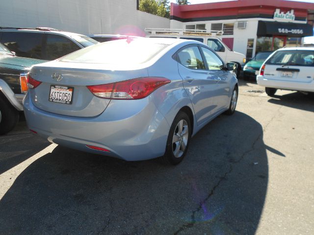 Hyundai Elantra 2012 photo 3