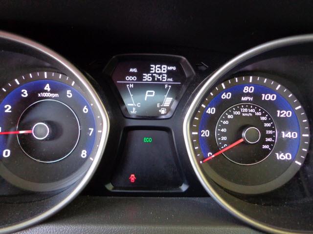 Hyundai Elantra 2012 photo 3