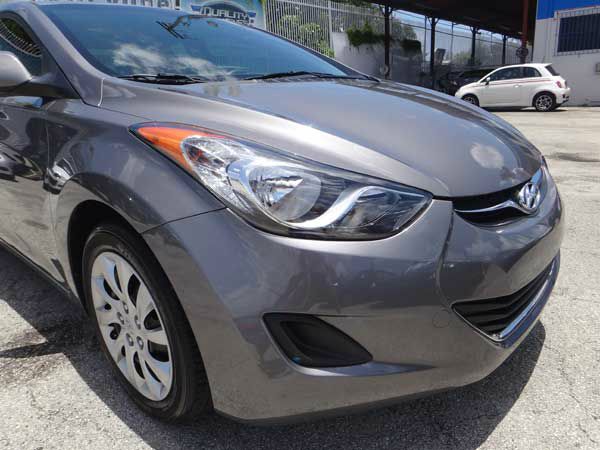 Hyundai Elantra 2012 photo 3
