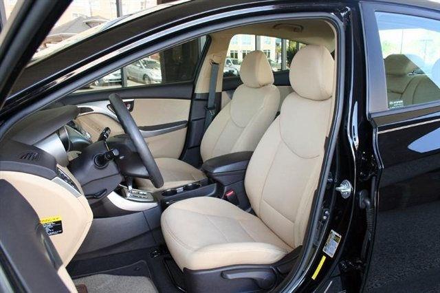 Hyundai Elantra 2012 photo 1