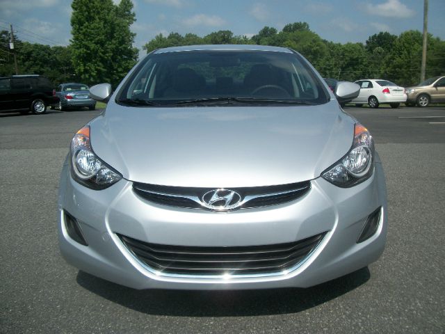 Hyundai Elantra 2012 photo 3