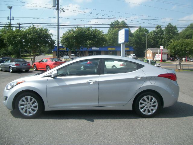 Hyundai Elantra 2012 photo 4