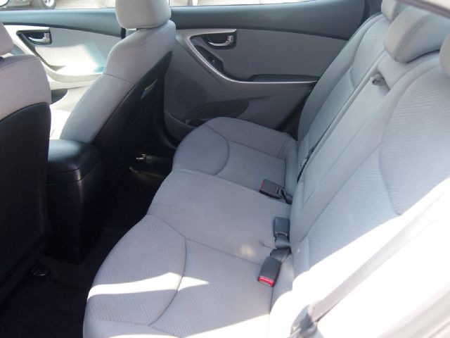Hyundai Elantra 2012 photo 4