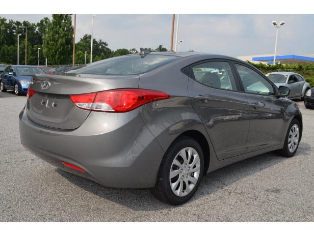 Hyundai Elantra 2012 photo 1