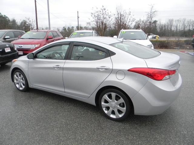 Hyundai Elantra 2012 photo 1