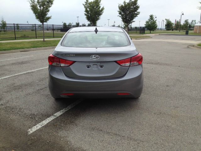 Hyundai Elantra 2012 photo 2