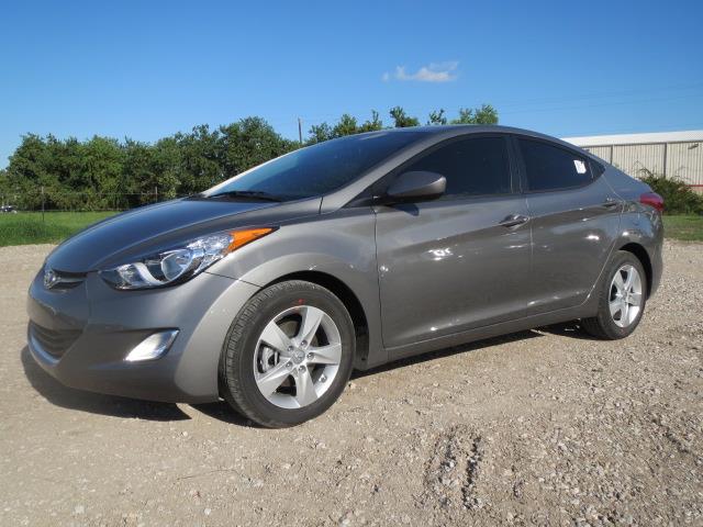 Hyundai Elantra SE THIS Beauty IS IN MINT COND Sedan