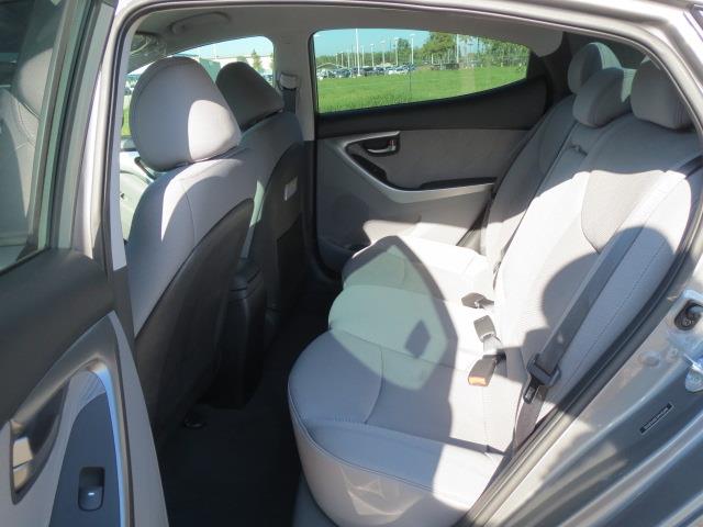 Hyundai Elantra 2013 photo 2