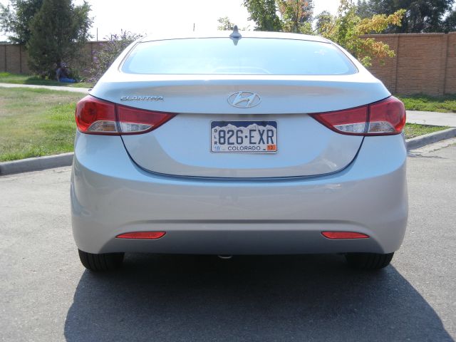 Hyundai Elantra 2013 photo 2