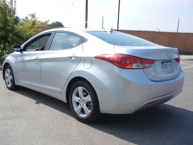 Hyundai Elantra 2013 photo 3