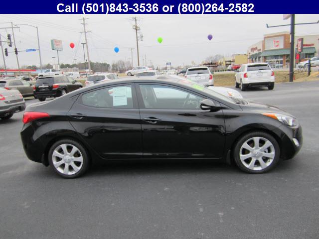Hyundai Elantra 2013 photo 3