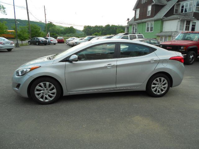 Hyundai Elantra 2013 photo 12