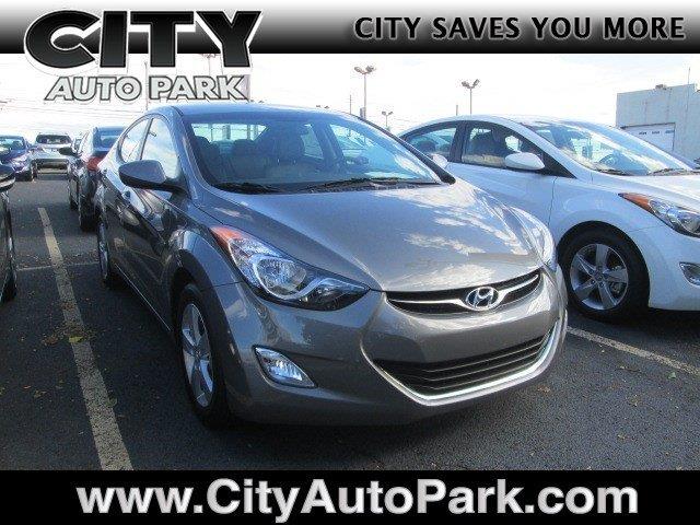Hyundai Elantra 2013 photo 2