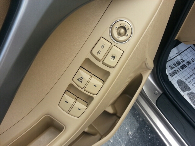 Hyundai Elantra Unknown Sedan