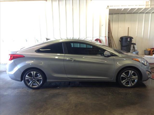 Hyundai Elantra Coupe 2013 photo 2