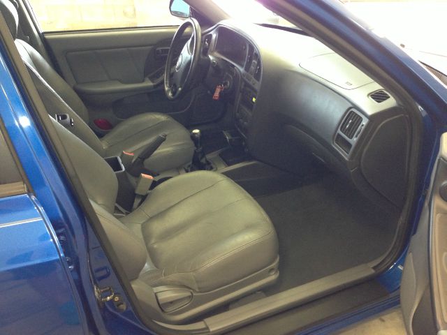 Hyundai Elantra GT 2005 photo 3