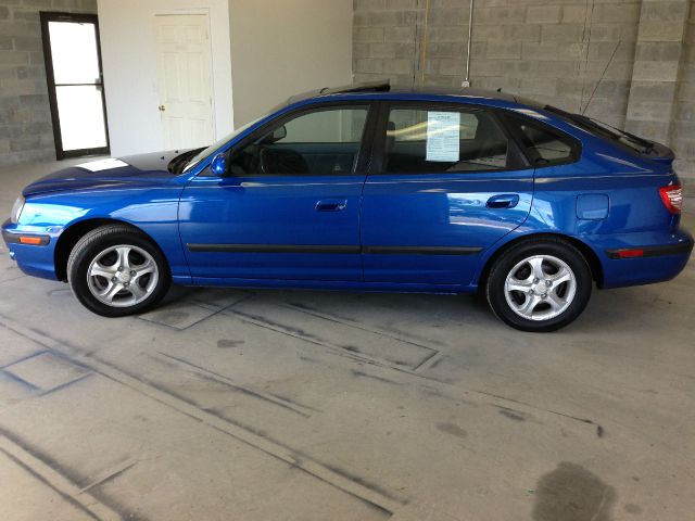 Hyundai Elantra GT 2005 photo 4