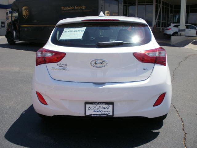 Hyundai Elantra GT 2013 photo 3