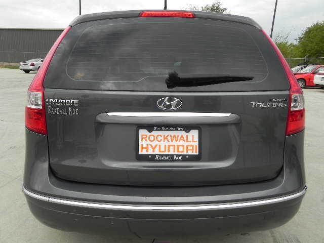 Hyundai Elantra Touring 2009 photo 3