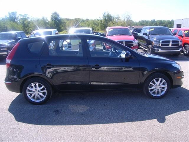 Hyundai Elantra Touring 2009 photo 5