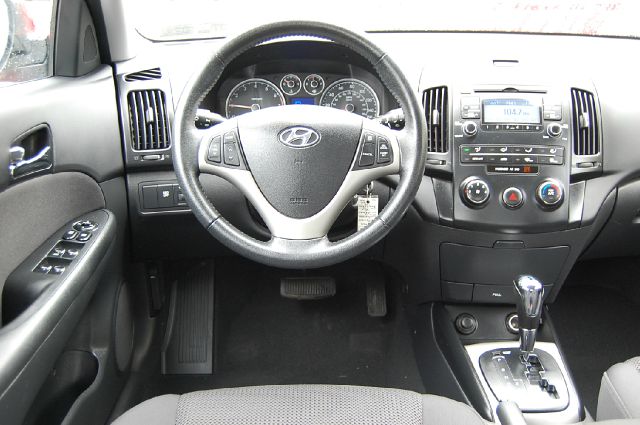 Hyundai Elantra Touring FWD 4dr Wagon