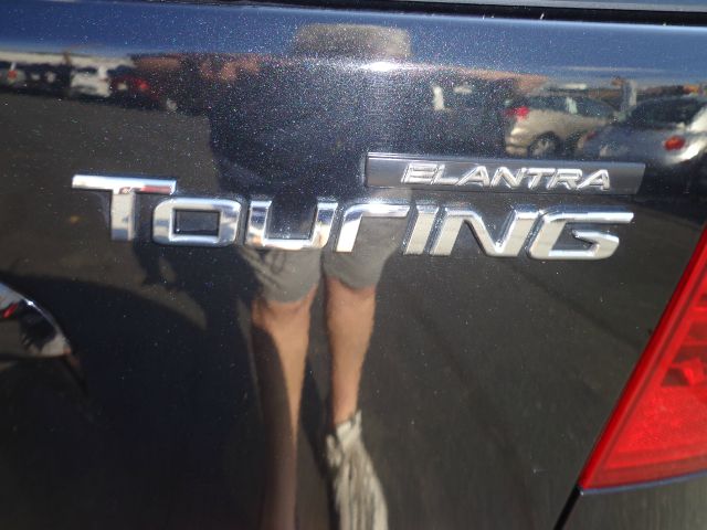 Hyundai Elantra Touring 2010 photo 12