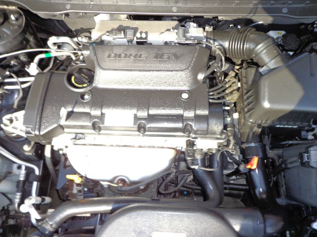 Hyundai Elantra Touring 2010 photo 27