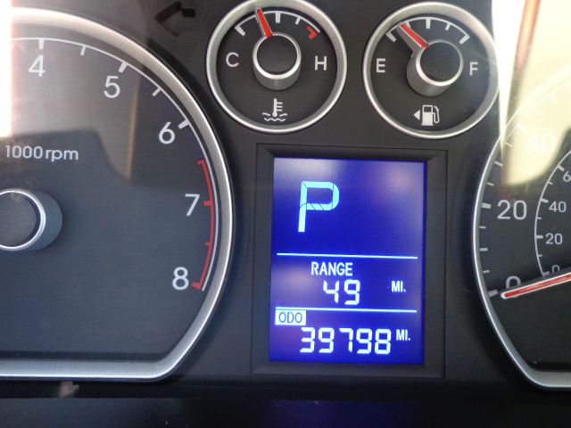 Hyundai Elantra Touring 2010 photo 5