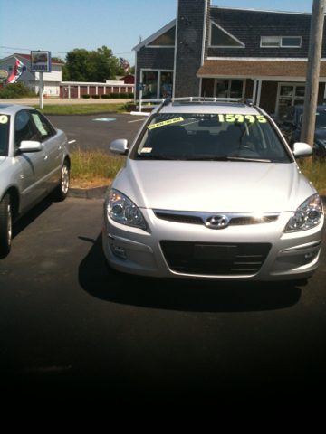 Hyundai Elantra Touring 2010 photo 2