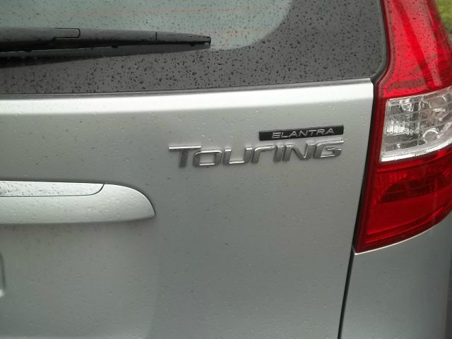 Hyundai Elantra Touring 2010 photo 8