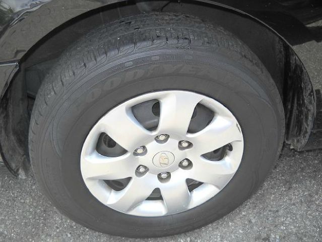 Hyundai Entourage 2007 photo 6